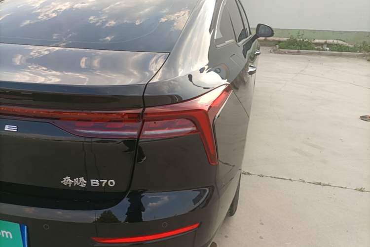 Used Bestune B70 2022 Third Generation 1.5T Automatic Enjoyment Version Right Rear Taillight