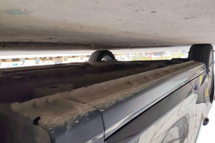 Used Bestune B70 2022 Third Generation 1.5T Automatic Enjoyment Version Right Side Sill