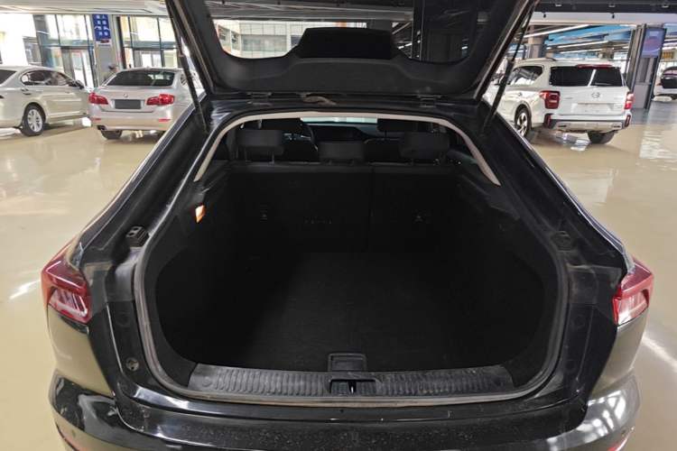 Used Bestune B70 2022 Third Generation 1.5T Automatic Enjoyment Version Trunk