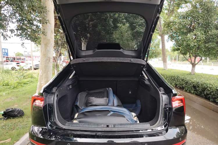 Used Bestune B70 2022 Third Generation 1.5T Automatic Enjoyment Version Trunk