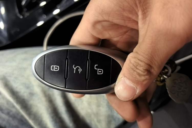 Used Bestune B70 2022 Third Generation 1.5T Automatic Enjoyment Version Vehicle Key
