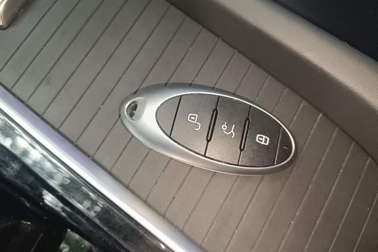 Used Bestune B70 2022 Third Generation 1.5T Automatic Enjoyment Version Vehicle Key