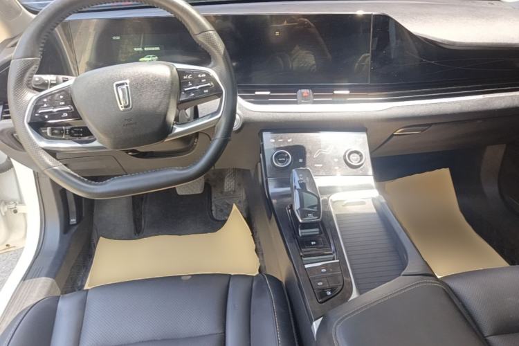 Used Bestune B70 2022 Third Generation 2.0T Automatic Premium Edition Center Console