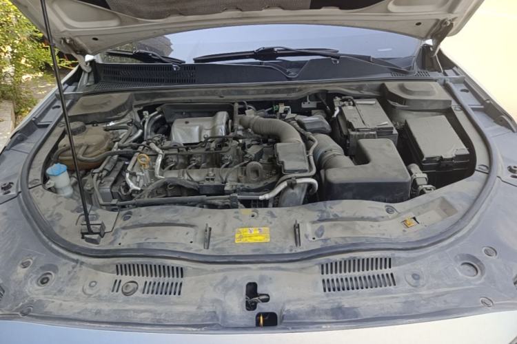 Used Bestune B70 2022 Third Generation 2.0T Automatic Premium Edition Engine Bay