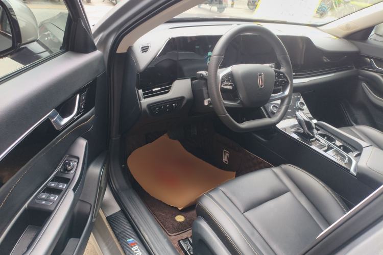 Used Bestune B70 2022 Third Generation 1.5T Automatic Premium Edition Driver Seat