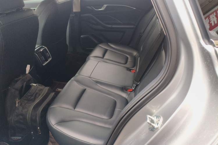 Used Bestune B70 2022 Third Generation 1.5T Automatic Premium Edition Left Rear Seat