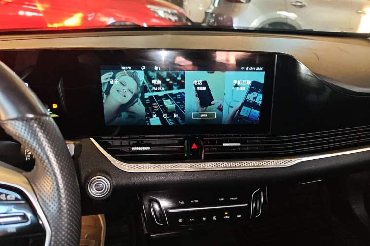 Used Bestune B70 2022 Third Generation 1.5T Automatic Enjoyment Version Audio And AC Panel