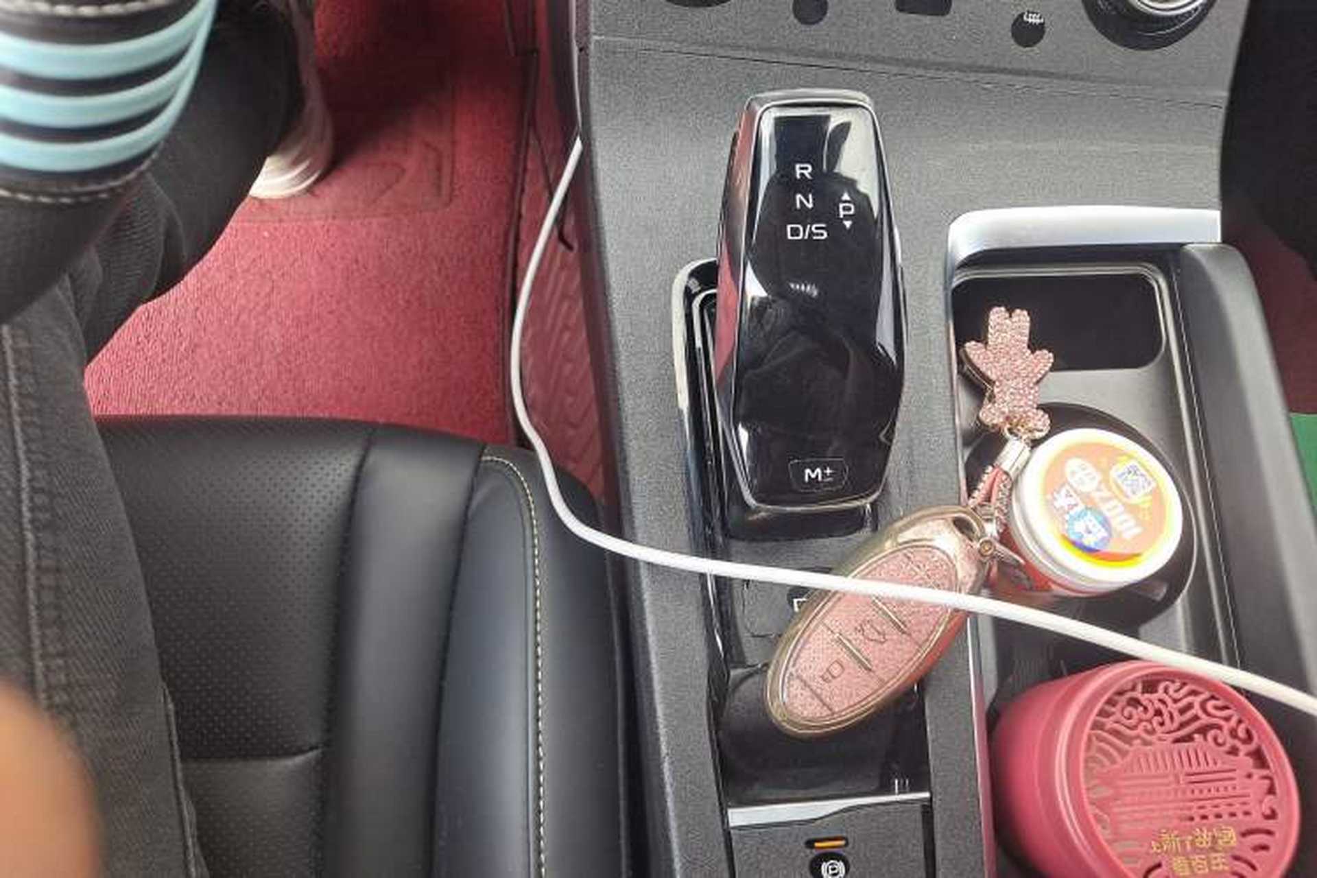 Used Bestune B70 2022 Third Generation 1.5T Automatic Premium Edition Gear Lever