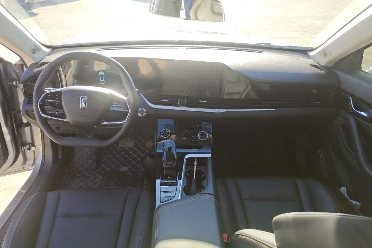 Used Bestune B70 2022 Third Generation 1.5T Automatic Premium Edition Interior 3