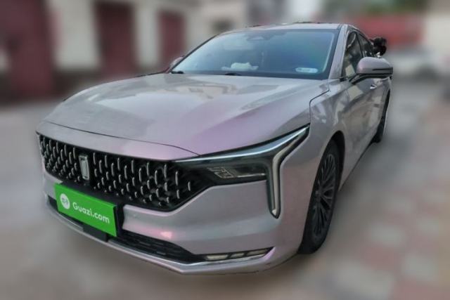Używany Bestune B70 2022 Third Generation 1.5T Automatic Premium Edition