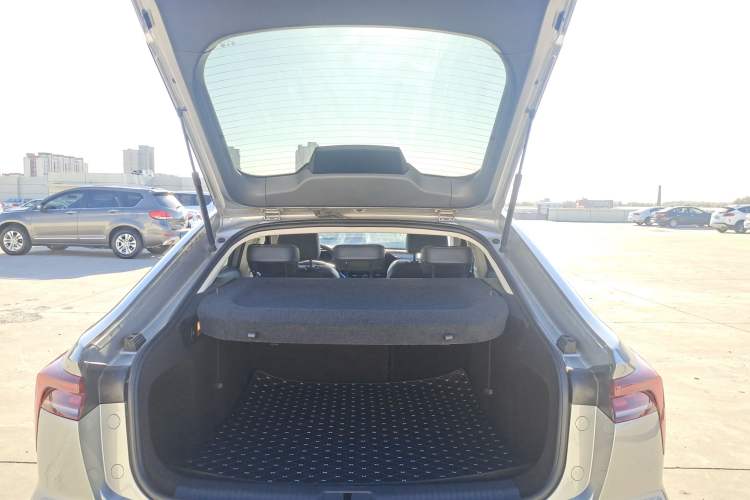 Used Bestune B70 2022 Third Generation 1.5T Automatic Premium Edition Trunk