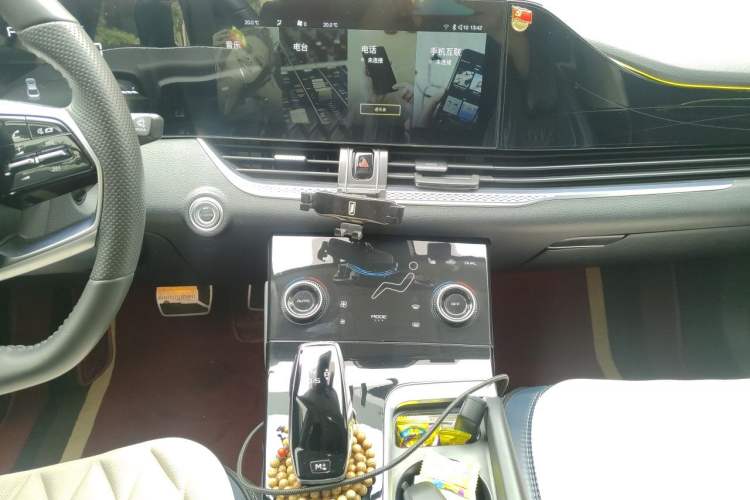 Used Bestune B70 2022 Third Generation 1.5T Automatic Enjoyment Version Audio And AC Panel