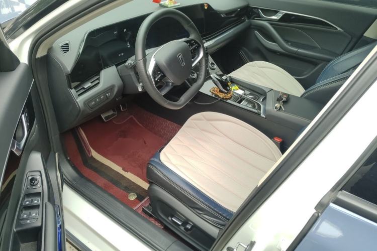 Used Bestune B70 2022 Third Generation 1.5T Automatic Enjoyment Version Driver Seat