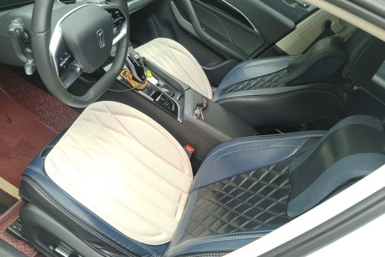 Used Bestune B70 2022 Third Generation 1.5T Automatic Enjoyment Version Left Front Seat
