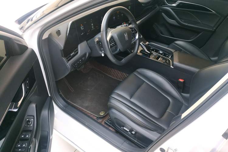 Used Bestune B70 2022 Third Generation 2.0T Automatic Premium Edition Driver Seat