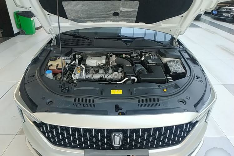Used Bestune B70 2022 Third Generation 2.0T Automatic Premium Edition Engine Bay