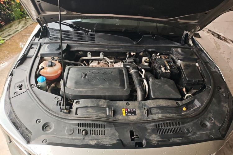 Used Bestune B70 2022 Third Generation 1.5T Automatic Premium Edition Engine Bay