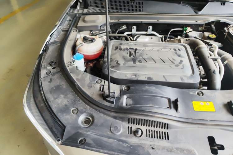 Used Bestune B70 2022 Third Generation 1.5T Automatic Enjoyment Version Engine Bay Right