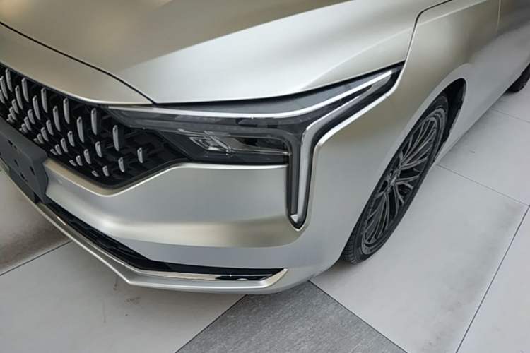 Used Bestune B70 2022 Third Generation 2.0T Automatic Premium Edition Left Front Headlight