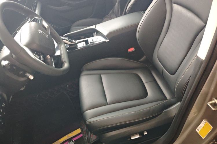 Used Bestune B70 2022 Third Generation 1.5T Automatic Premium Edition Left Front Seat