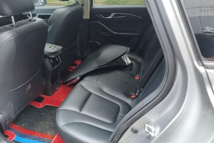 Used Bestune B70 2022 Third Generation 1.5T Automatic Premium Edition Left Rear Seat