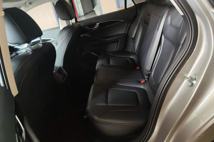 Used Bestune B70 2022 Third Generation 1.5T Automatic Enjoyment Version Left Rear Seat