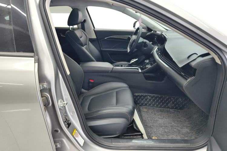 Used Bestune B70 2022 Third Generation 1.5T Automatic Premium Edition Right Front Seat