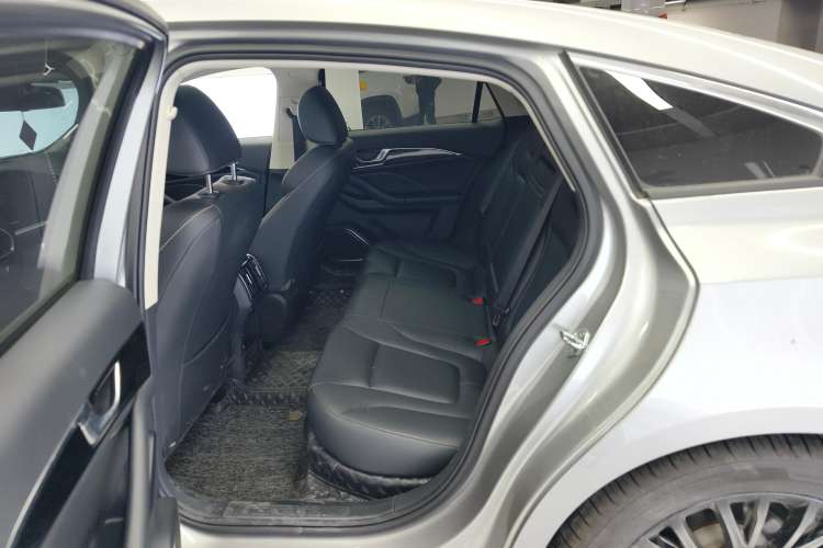 Used Bestune B70 2022 Third Generation 1.5T Automatic Premium Edition Right Rear Seat