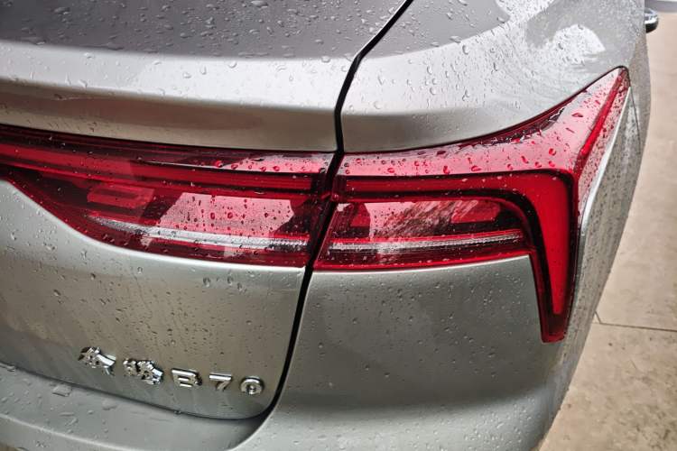 Used Bestune B70 2022 Third Generation 1.5T Automatic Premium Edition Right Rear Taillight