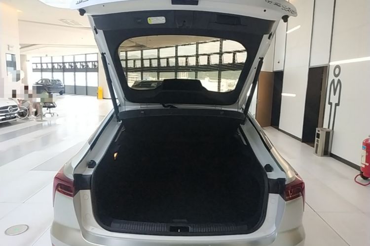Used Bestune B70 2022 Third Generation 2.0T Automatic Premium Edition Trunk