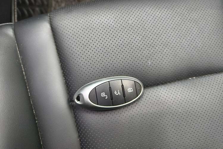 Used Bestune B70 2022 Third Generation 1.5T Automatic Premium Edition Vehicle Key