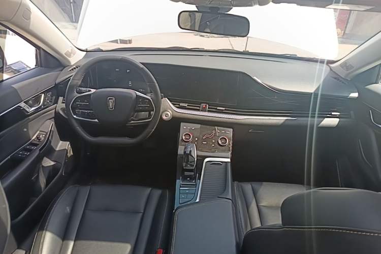 Used Bestune B70 2022 Third Generation 1.5T Automatic Enjoyment Version Center Console