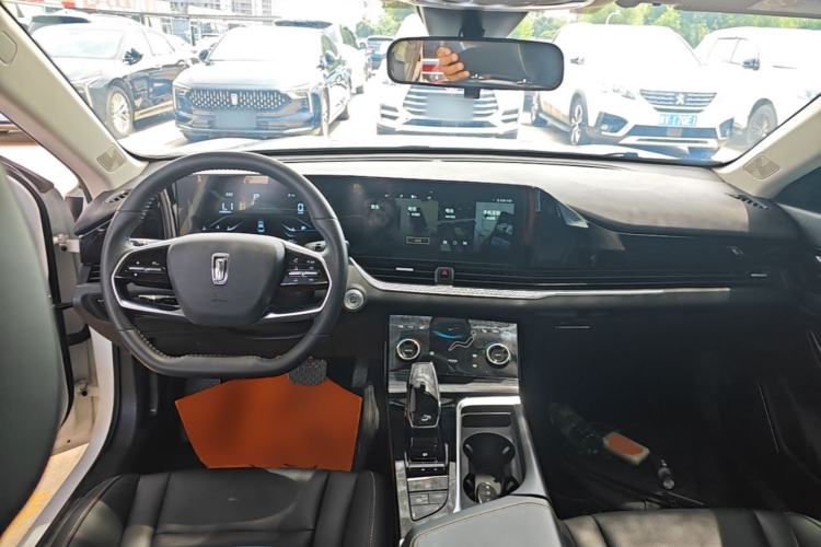 Used Bestune B70 2022 Third Generation 1.5T Automatic Enjoyment Version Center Console