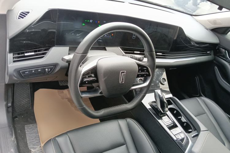 Used Bestune B70 2022 Third Generation 1.5T Automatic Enjoyment Version Center Console