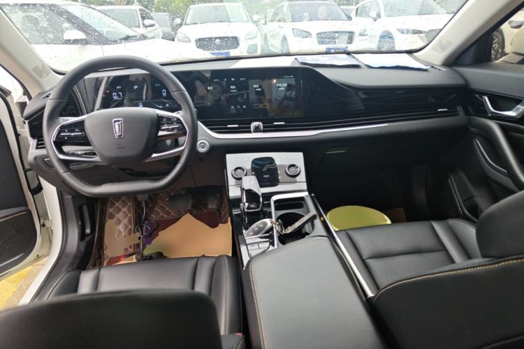 Used Bestune B70 2022 Third Generation 1.5T Automatic Enjoyment Version Center Console