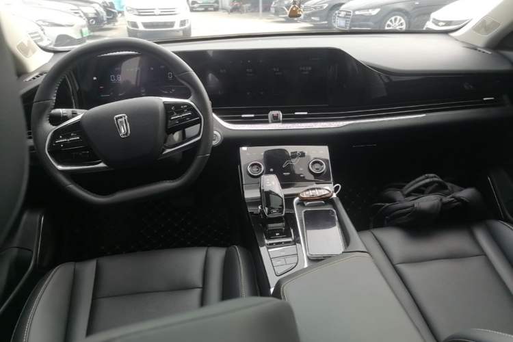 Used Bestune B70 2022 Third Generation 1.5T Automatic Enjoyment Version Center Console