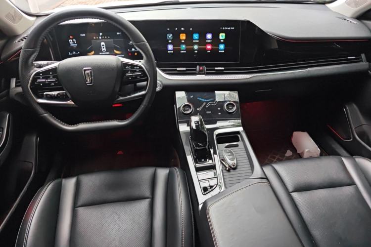 Used Bestune B70 2022 Third Generation 1.5T Automatic Premium Edition Center Console
