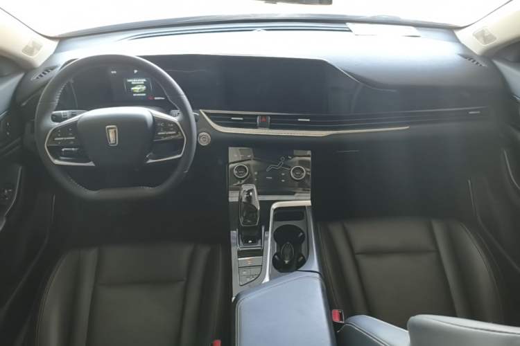 Used Bestune B70 2022 Third Generation 1.5T Automatic Premium Edition Center Console
