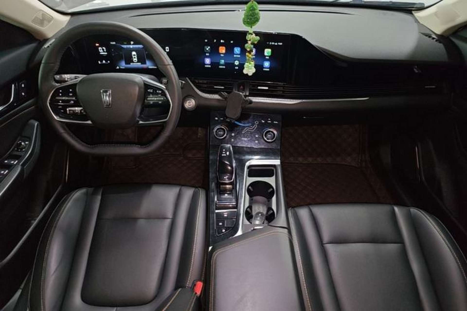 Used Bestune B70 2022 Third Generation 2.0T Automatic Premium Edition Center Console