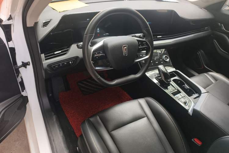 Used Bestune B70 2022 Third Generation 1.5T Automatic Enjoyment Version Center Console
