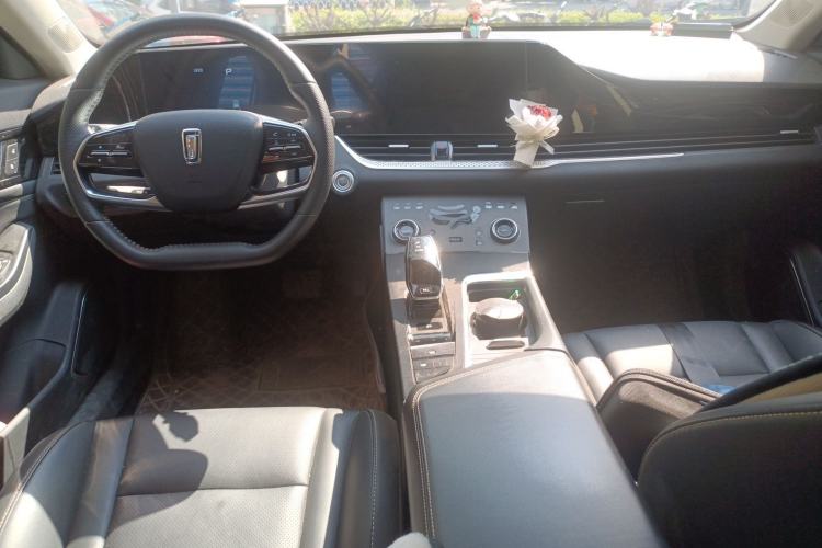 Used Bestune B70 2022 Third Generation 1.5T Automatic Enjoyment Version Center Console