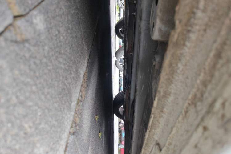 Used Bestune B70 2022 Third Generation 1.5T Automatic Enjoyment Version Chassis Front Left