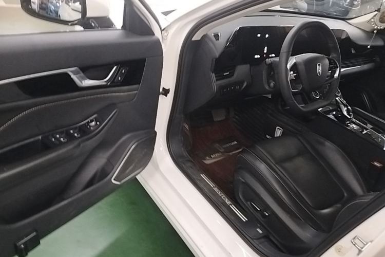 Used Bestune B70 2022 Third Generation 1.5T Automatic Enjoyment Version Driver Seat