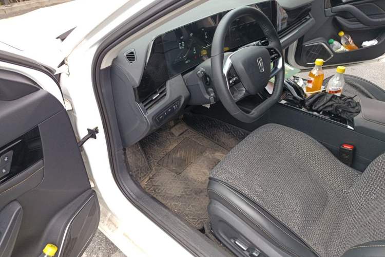 Used Bestune B70 2022 Third Generation 1.5T Automatic Enjoyment Version Driver Seat