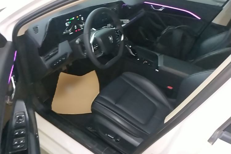 Used Bestune B70 2022 Third Generation 1.5T Automatic Enjoyment Version Driver Seat