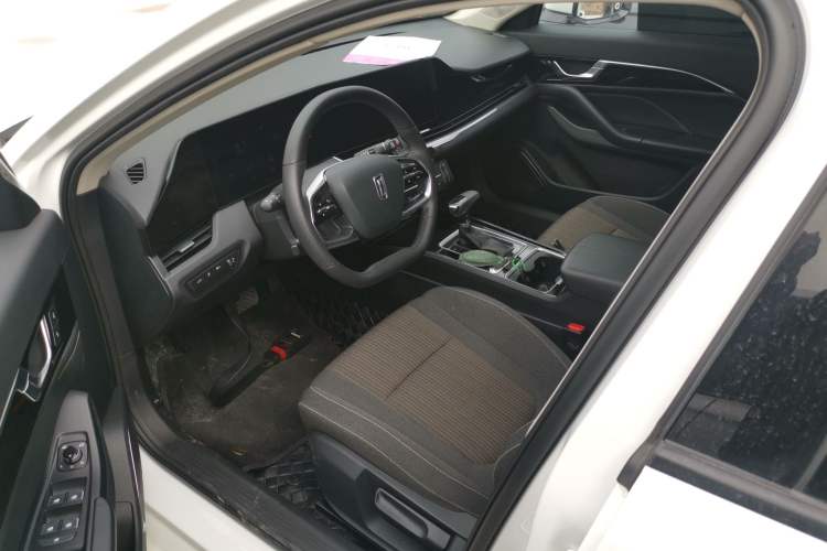 Used Bestune B70 2022 Third Generation 1.5T Automatic Enjoyment Version Driver Seat