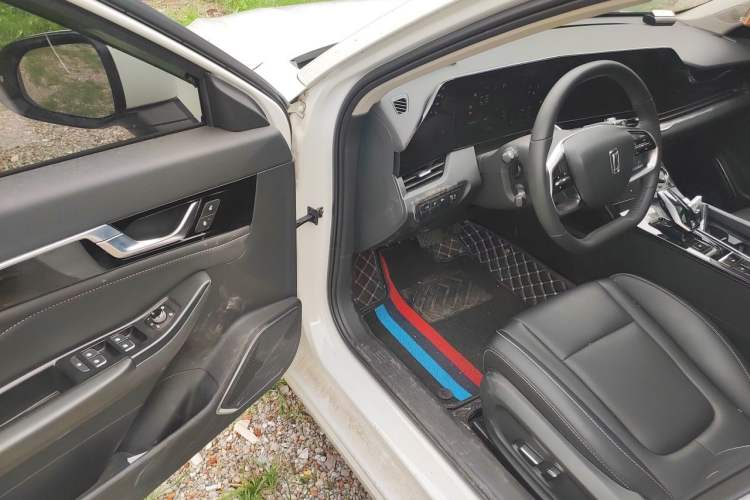 Used Bestune B70 2022 Third Generation 1.5T Automatic Enjoyment Version Driver Seat