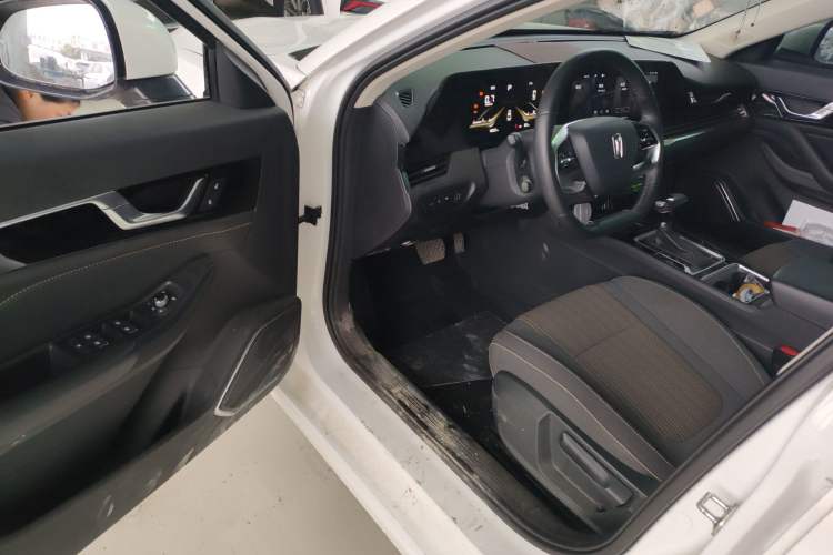 Used Bestune B70 2022 Third Generation 1.5T Automatic Enjoyment Version Driver Seat