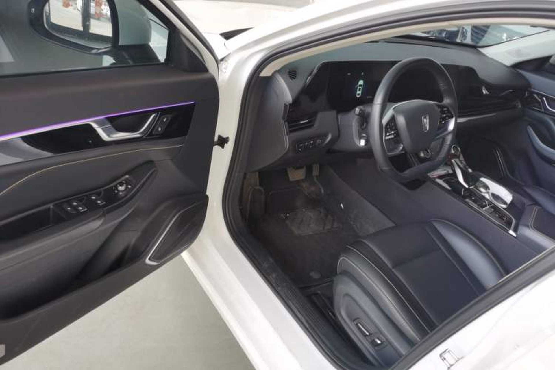 Used Bestune B70 2022 Third Generation 1.5T Automatic Premium Edition Driver Seat