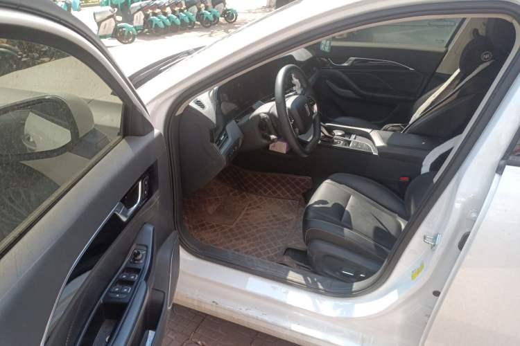 Used Bestune B70 2022 Third Generation 1.5T Automatic Enjoyment Version Driver Seat